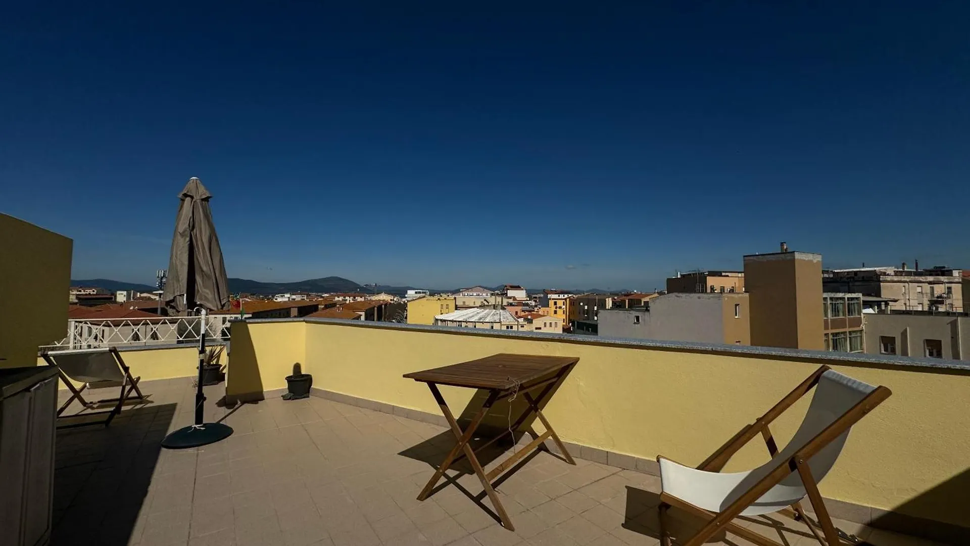 Pm 6 Via Giovanni Giolitti Guest House Αλγκέρο Διαμέρισμα